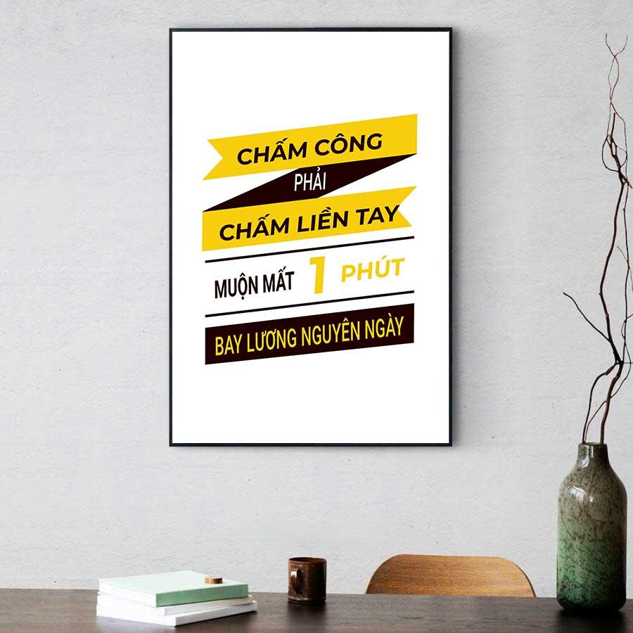 Tranh động lực văn phòng: Chấm công phải chấm liền tay, muộn mất 1 phút bay lương nguyên ngày