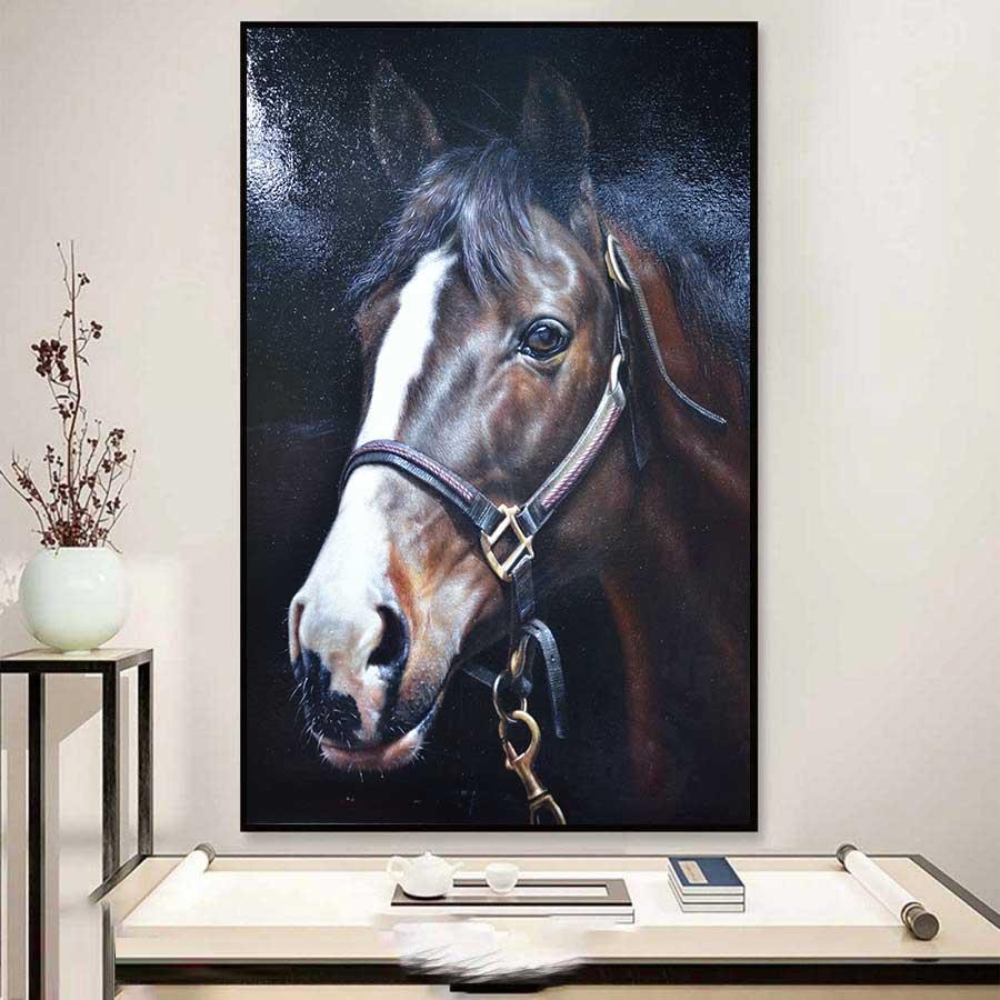 Tranh treo tường ngựa nâu huyền bí
