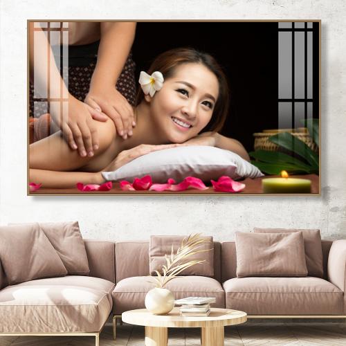 Tranh trang trí spa cô gái thư giãn